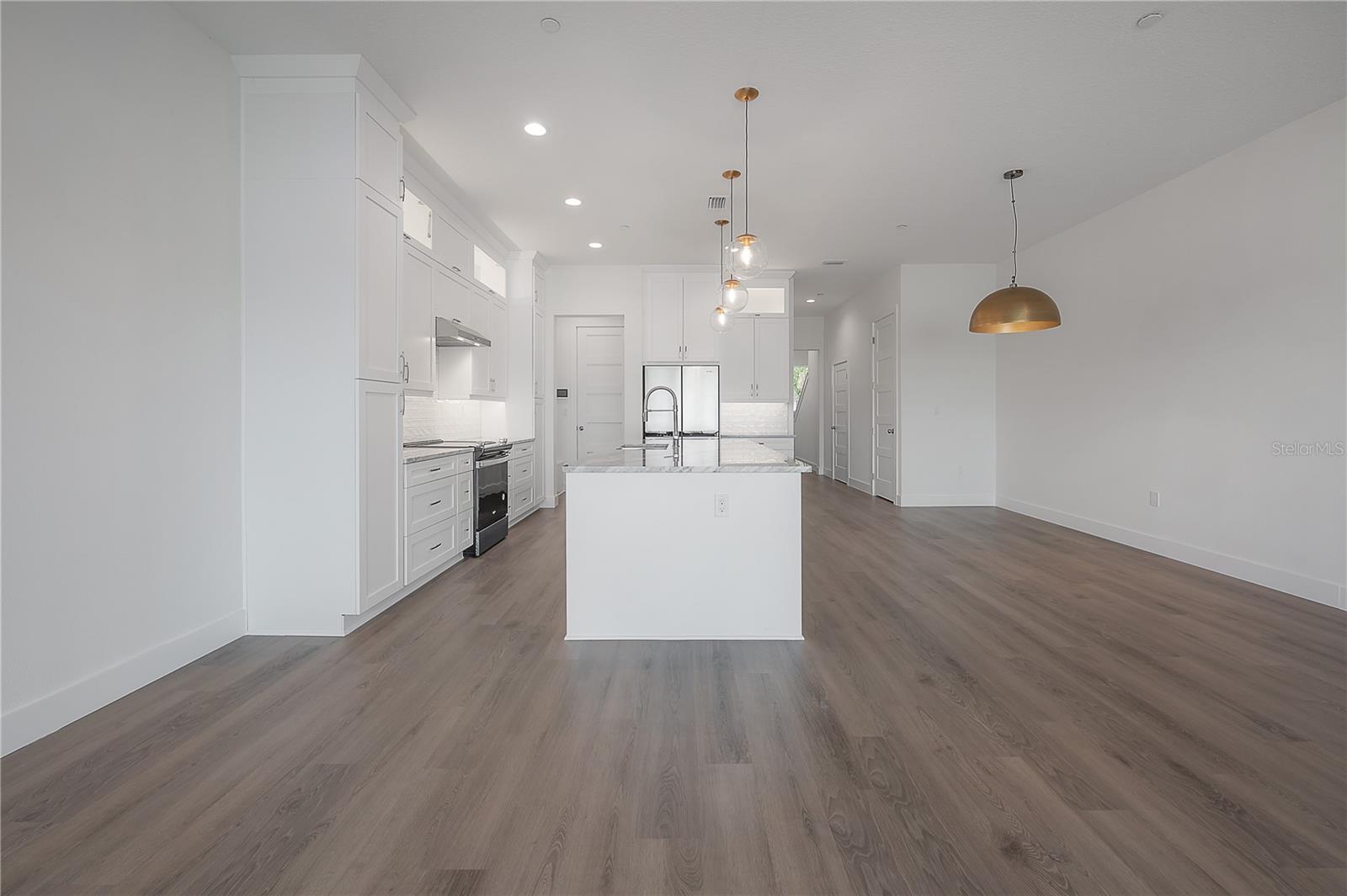 SEMINOLE LANDINGS TOWNHOMES - Residential