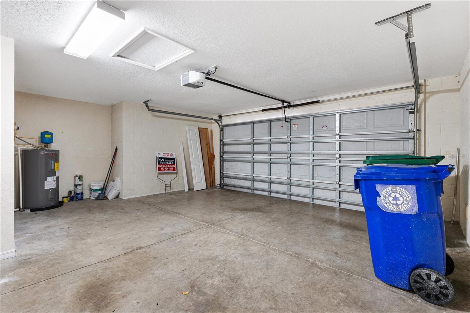 VILLAGES OF PARKWOOD - Residential