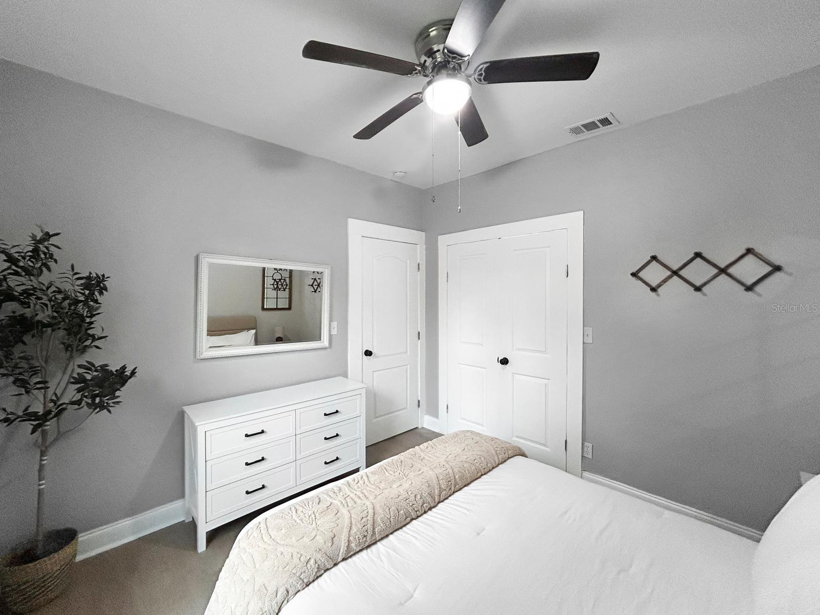 KENILWORTH SUB - Residential