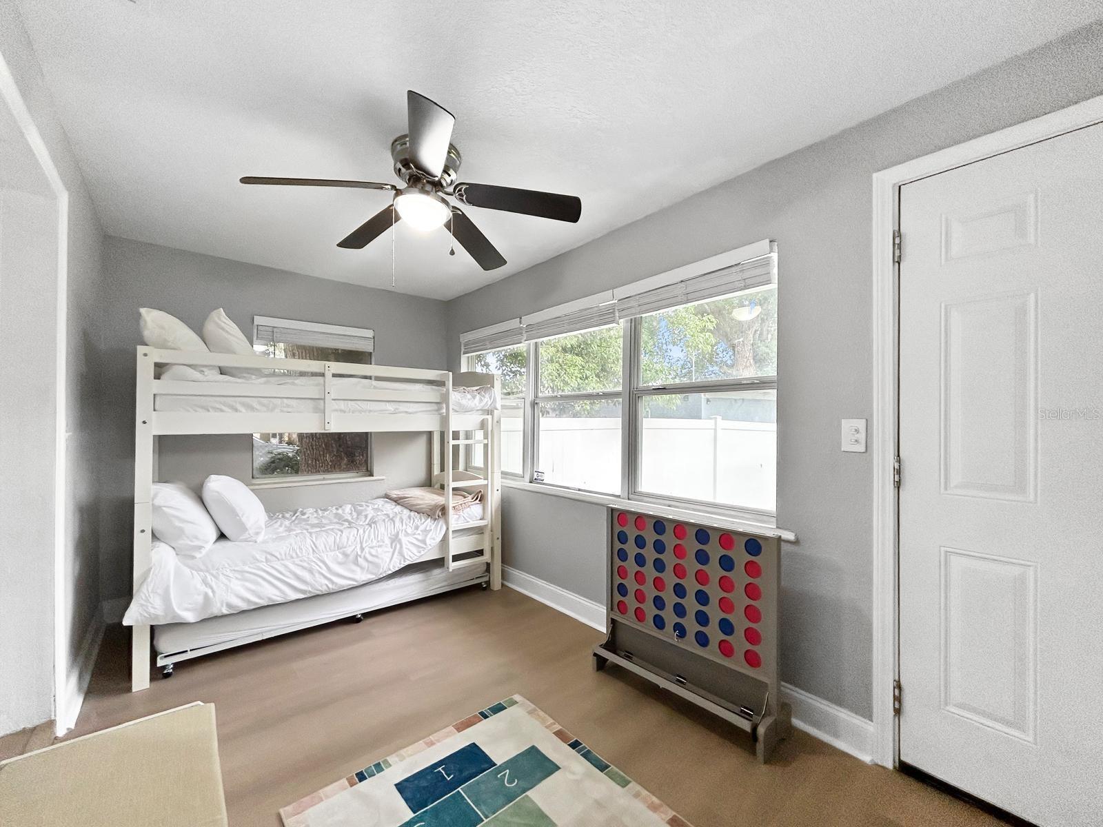 KENILWORTH SUB - Residential