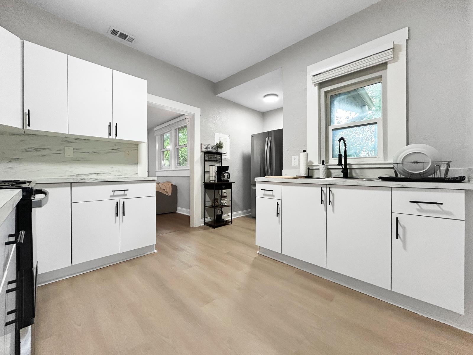 KENILWORTH SUB - Residential
