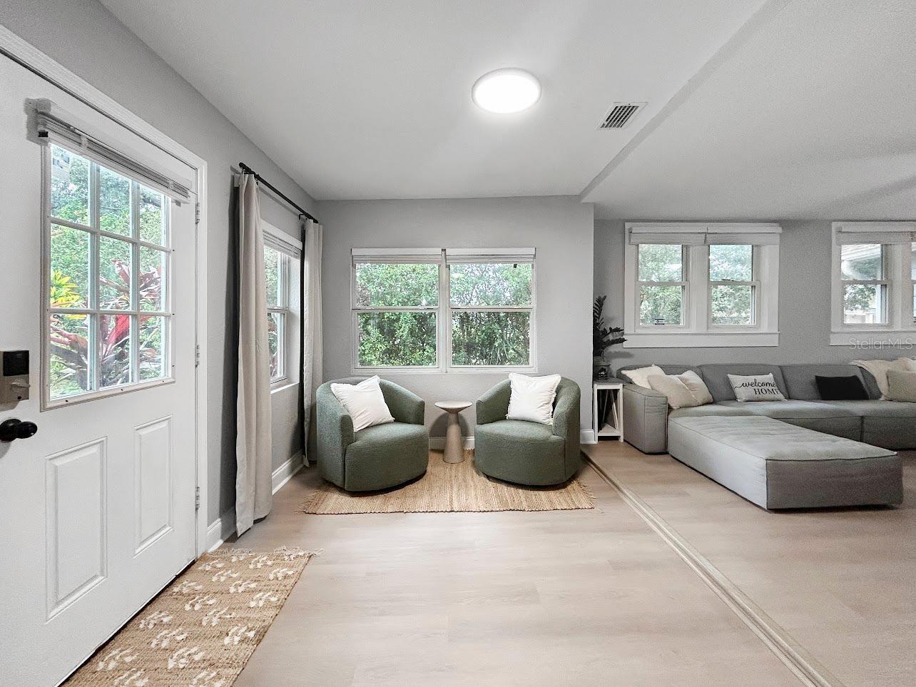 KENILWORTH SUB - Residential