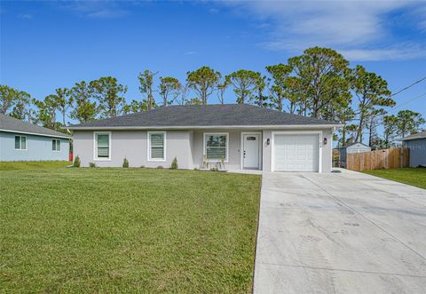 A home in PORT CHARLOTTE