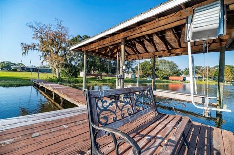 A home in WINTER HAVEN