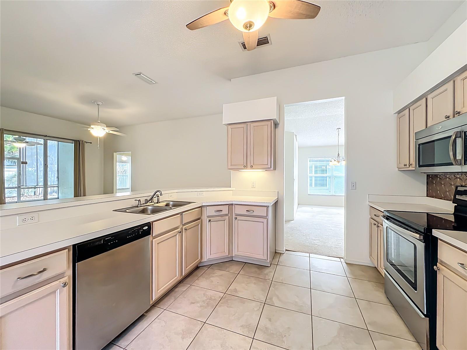 GEORGETOWNE UNIT 3 - Residential