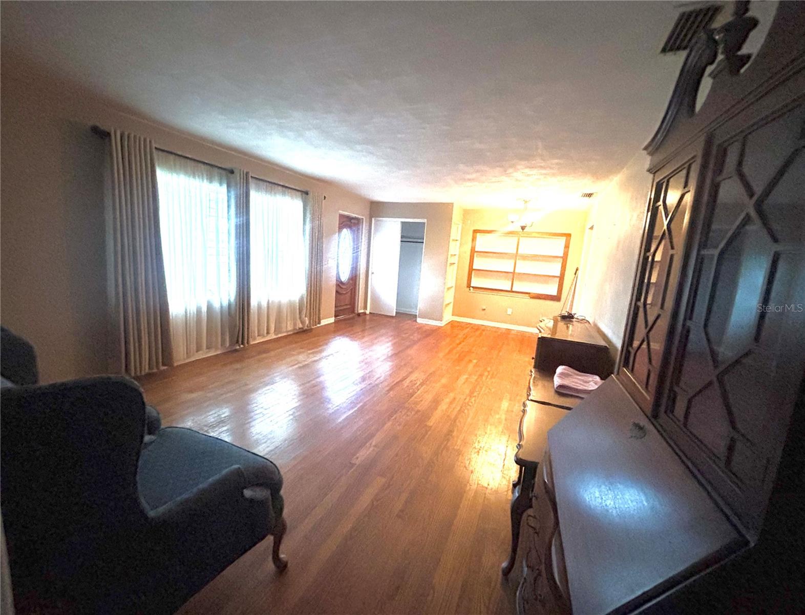 347 S 2ND STREET