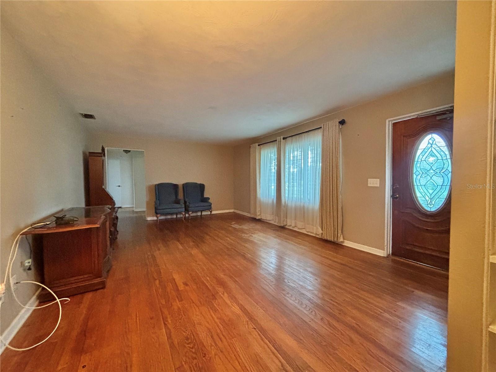 347 S 2ND STREET