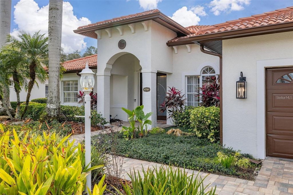 Photo of 6720 The Masters Avenue, Lakewood Ranch, FL 34202 (MLS # O6376662)