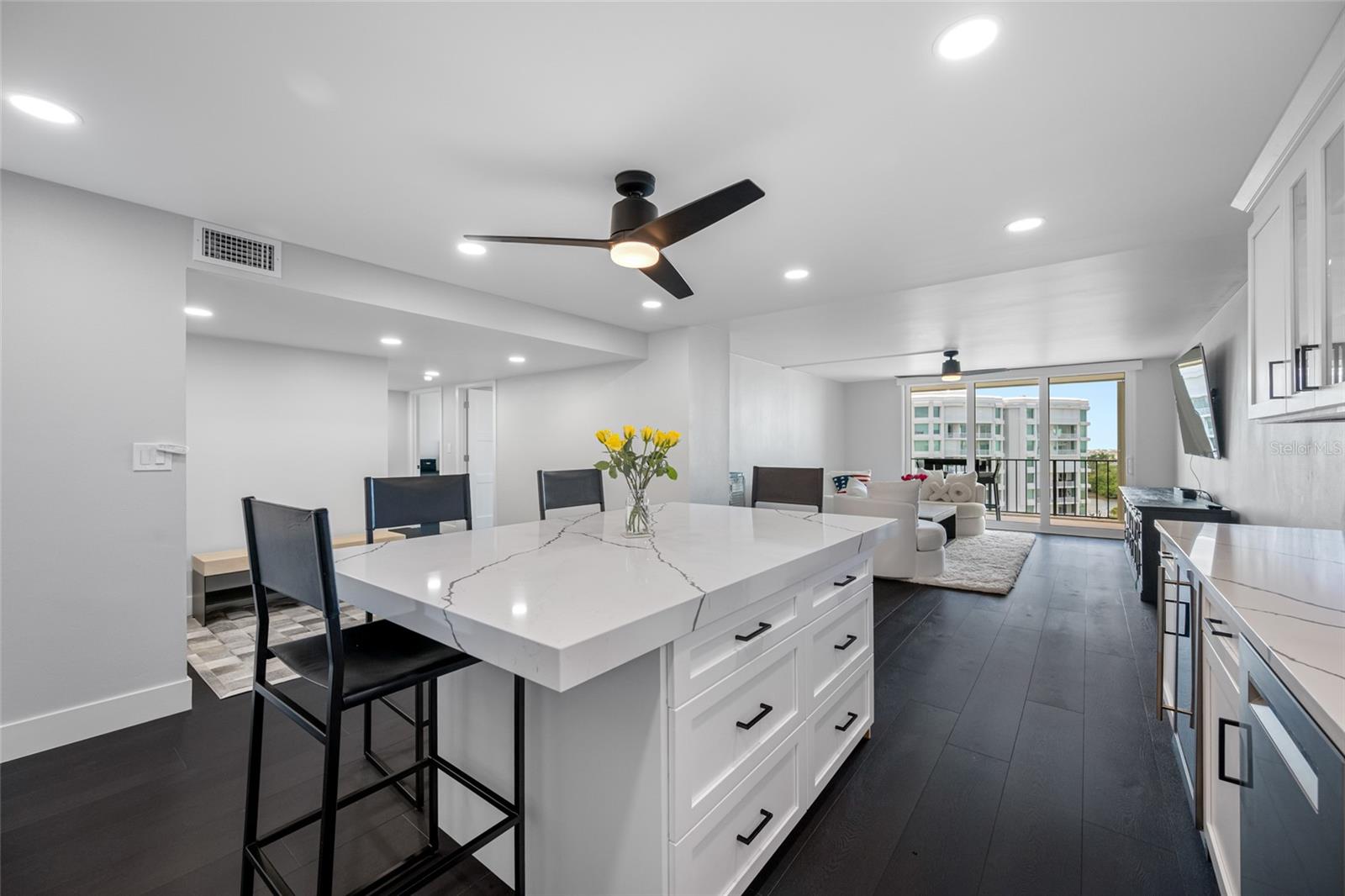 100 OAKMONT LANE 802