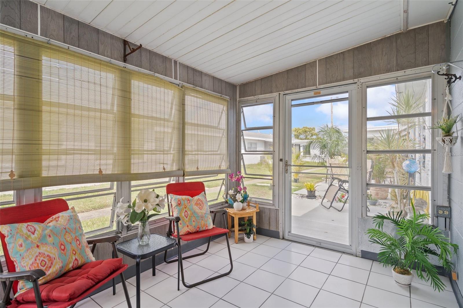 SPRINGWOOD VILLAS - Residential Lease