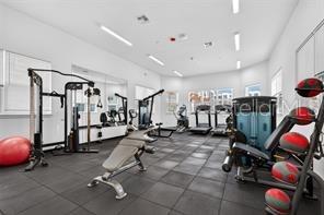 SANDLAKE STATION BLDG 3 - Residential Lease