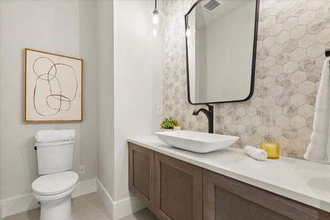 Tiny photo for 16001 Volterra Point, Bella Collina, FL 34756 (MLS # G5106784)