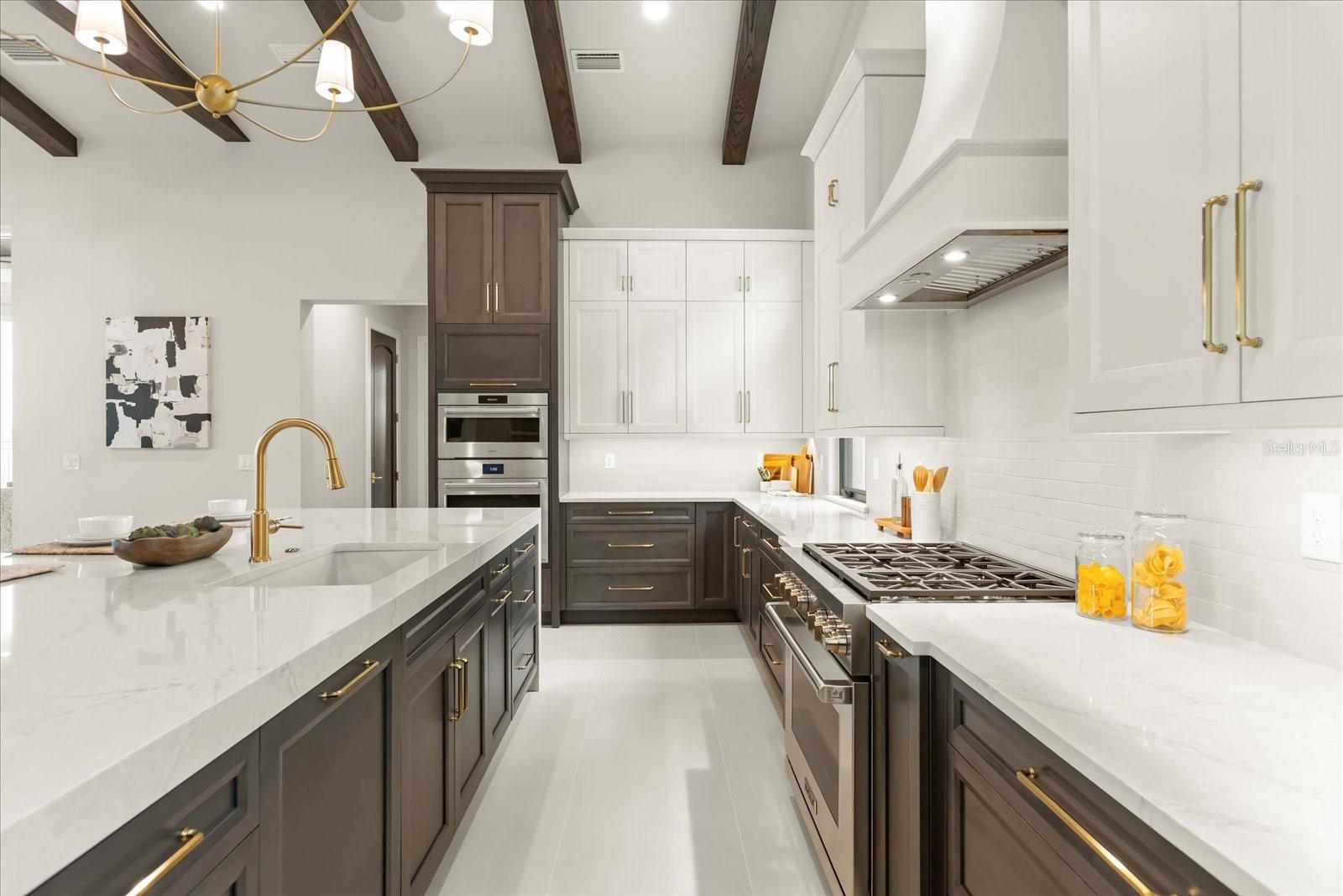 BELLA COLLINA WEST SUB - Residential