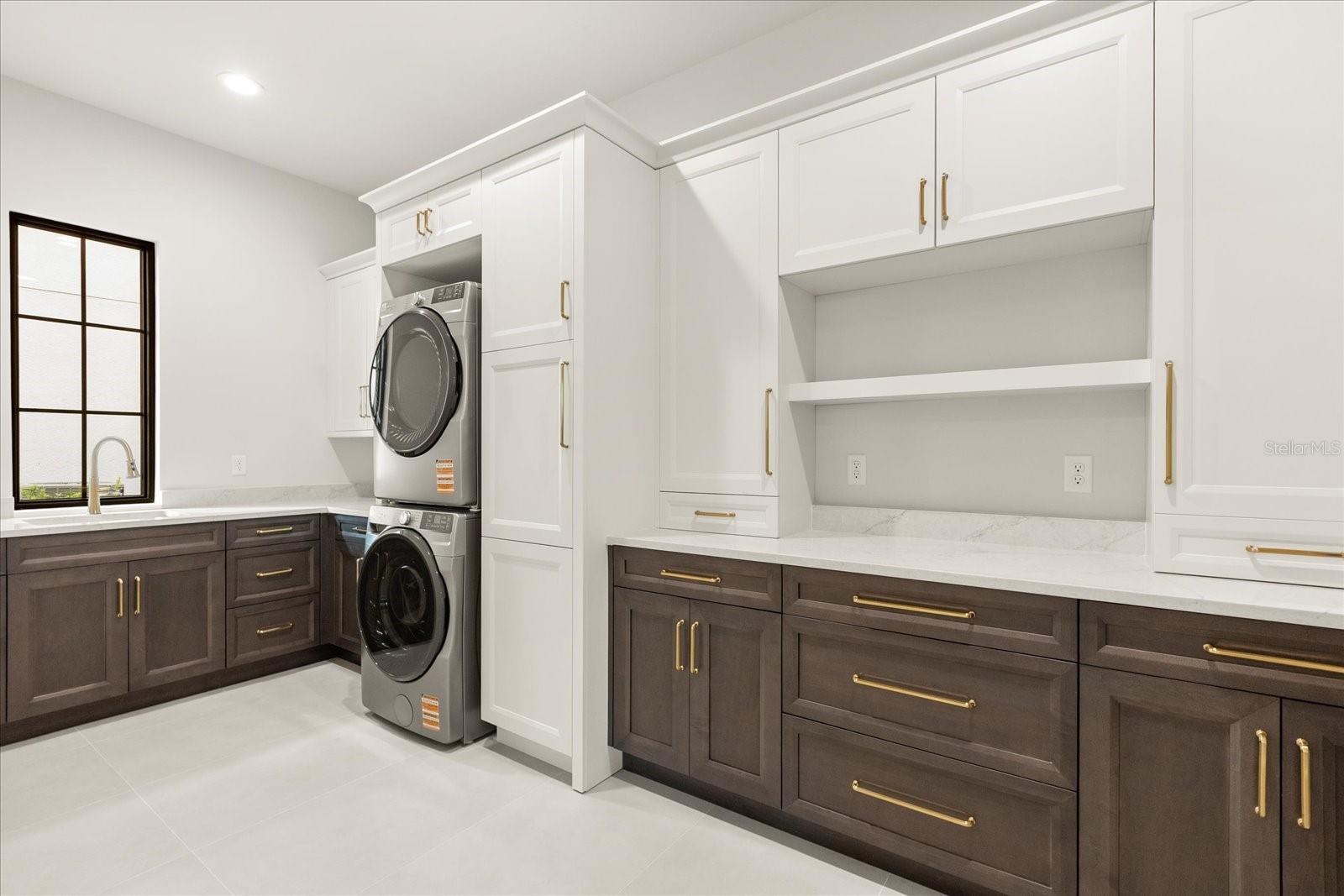 BELLA COLLINA WEST SUB - Residential