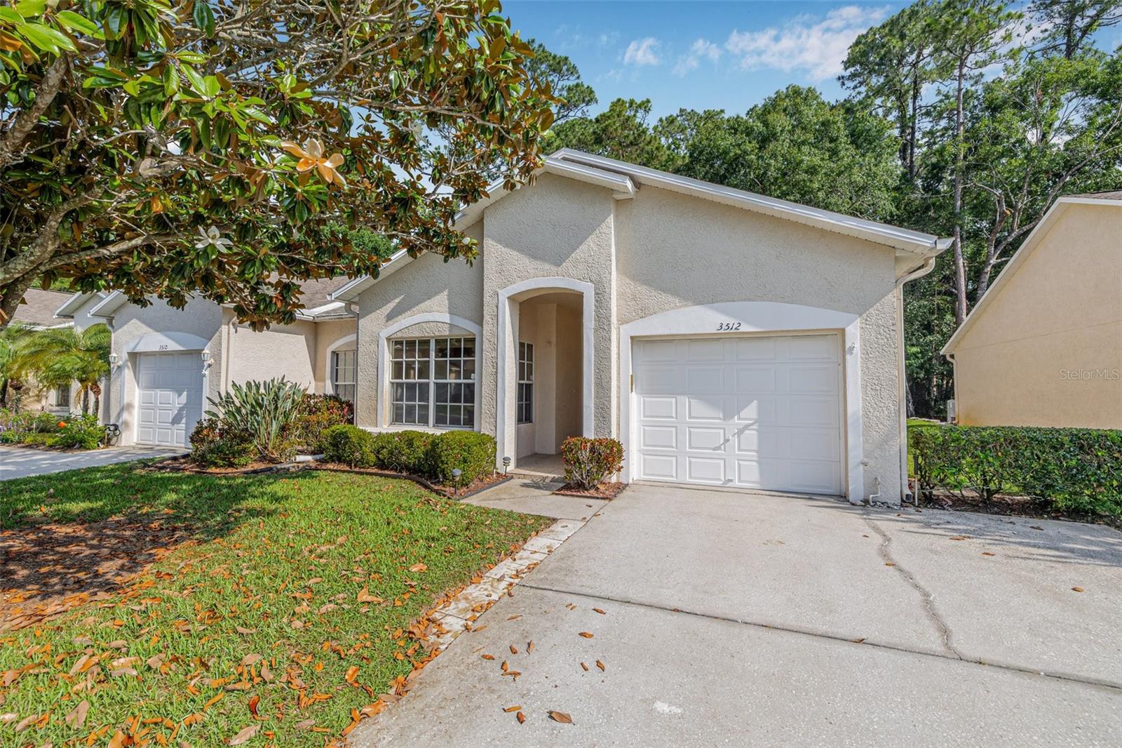 3512 TEALWOOD CIRCLE