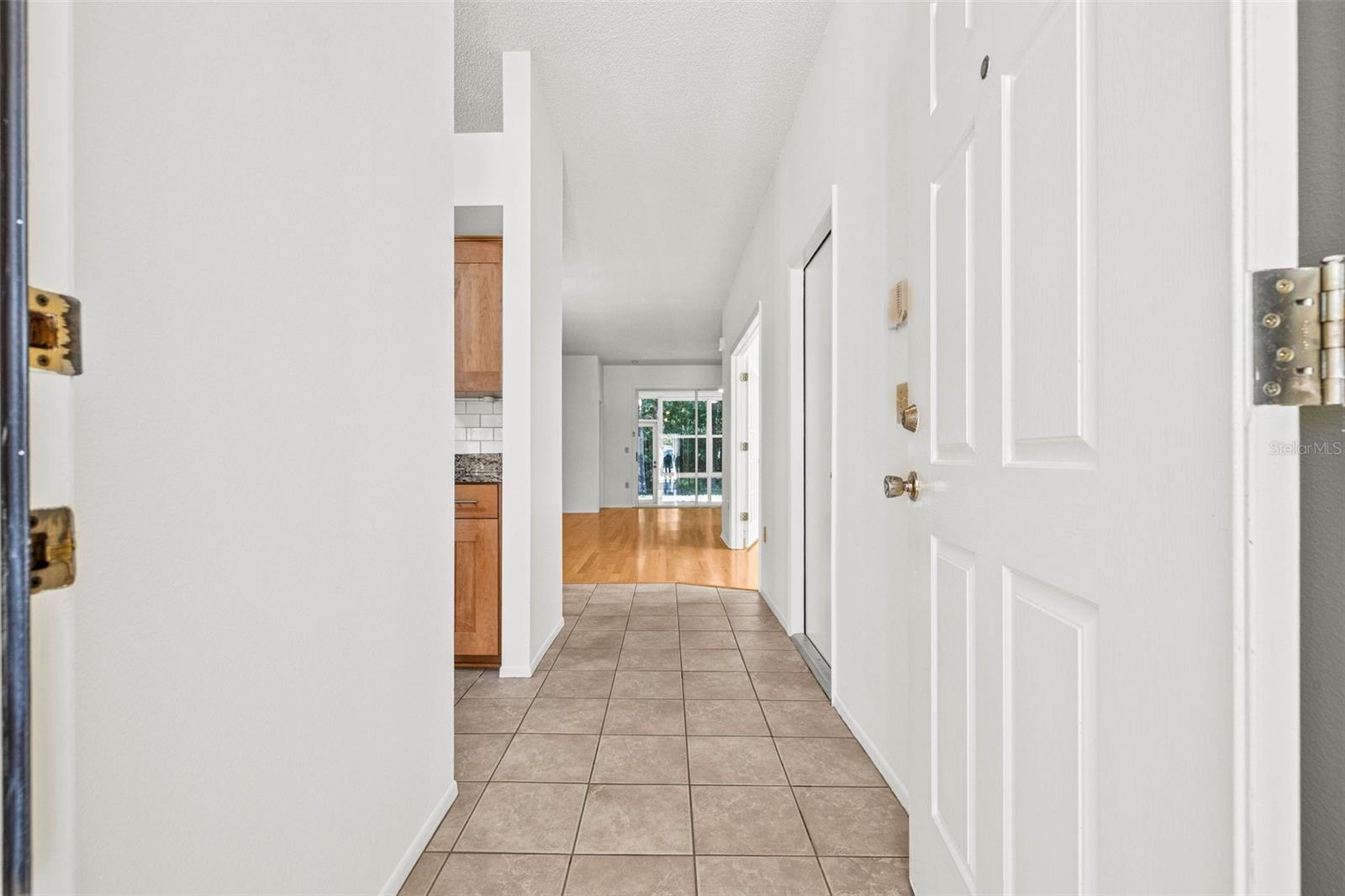 3512 TEALWOOD CIRCLE