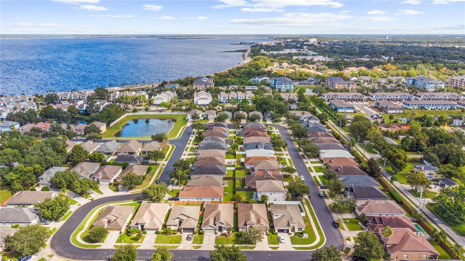 VENETIAN BAY - Residential
