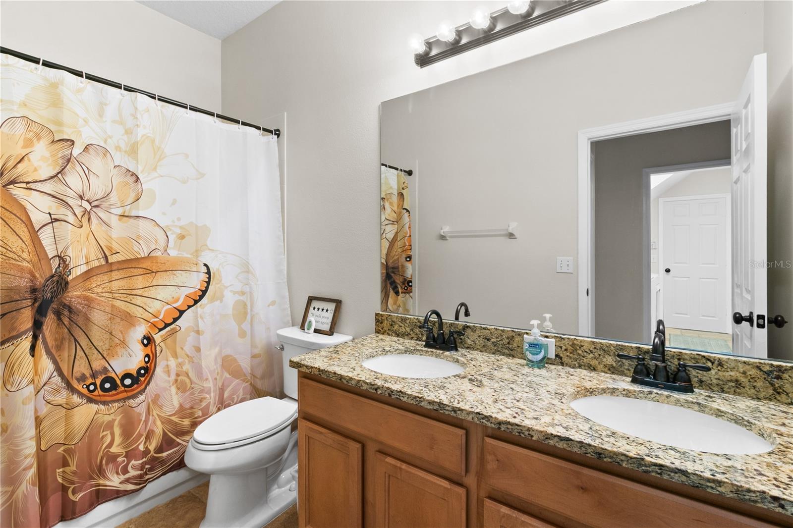 VENETIAN BAY - Residential