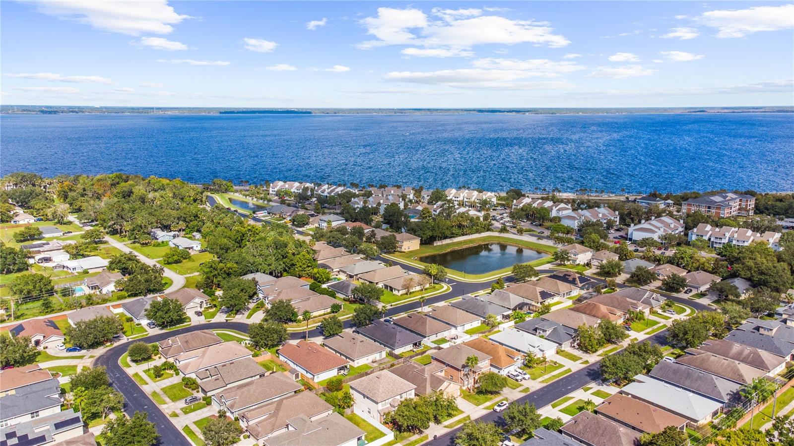 VENETIAN BAY - Residential