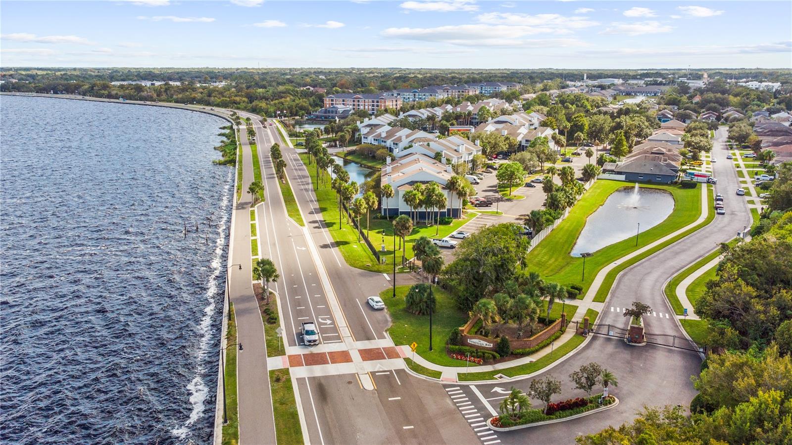 VENETIAN BAY - Residential