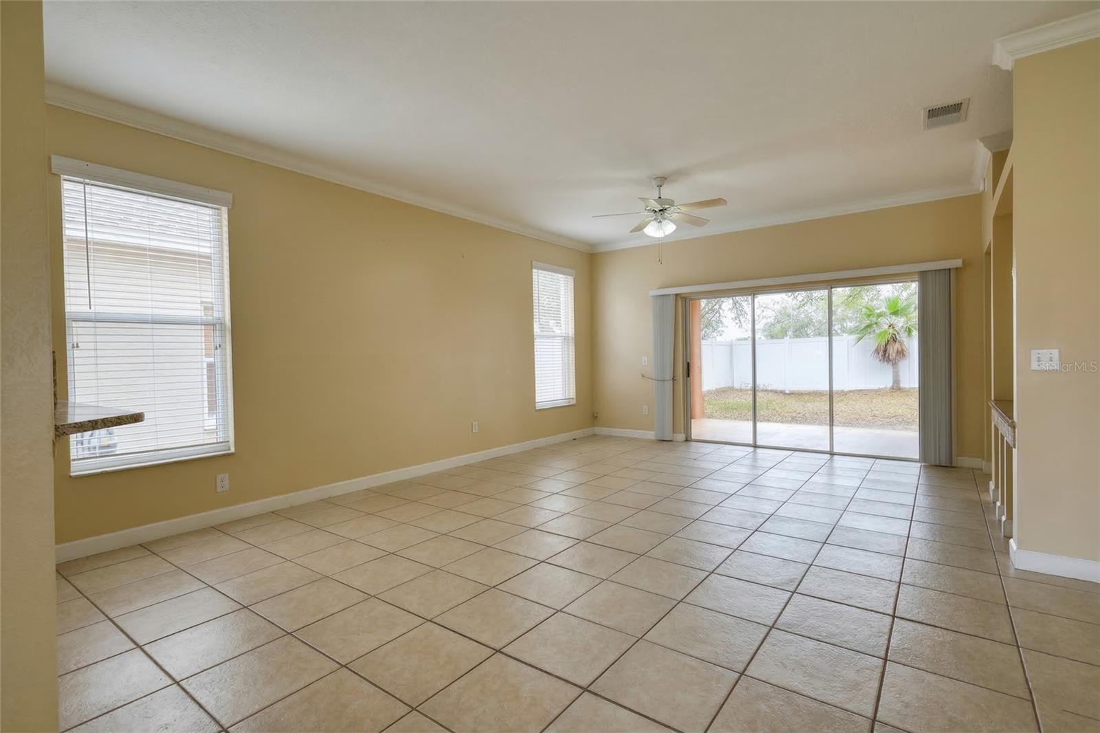 FAIRWAYS LAKE ESTS PH 1 - Residential