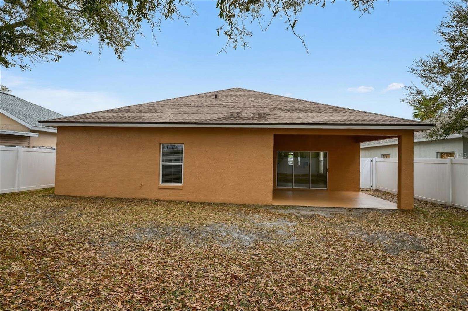 FAIRWAYS LAKE ESTS PH 1 - Residential