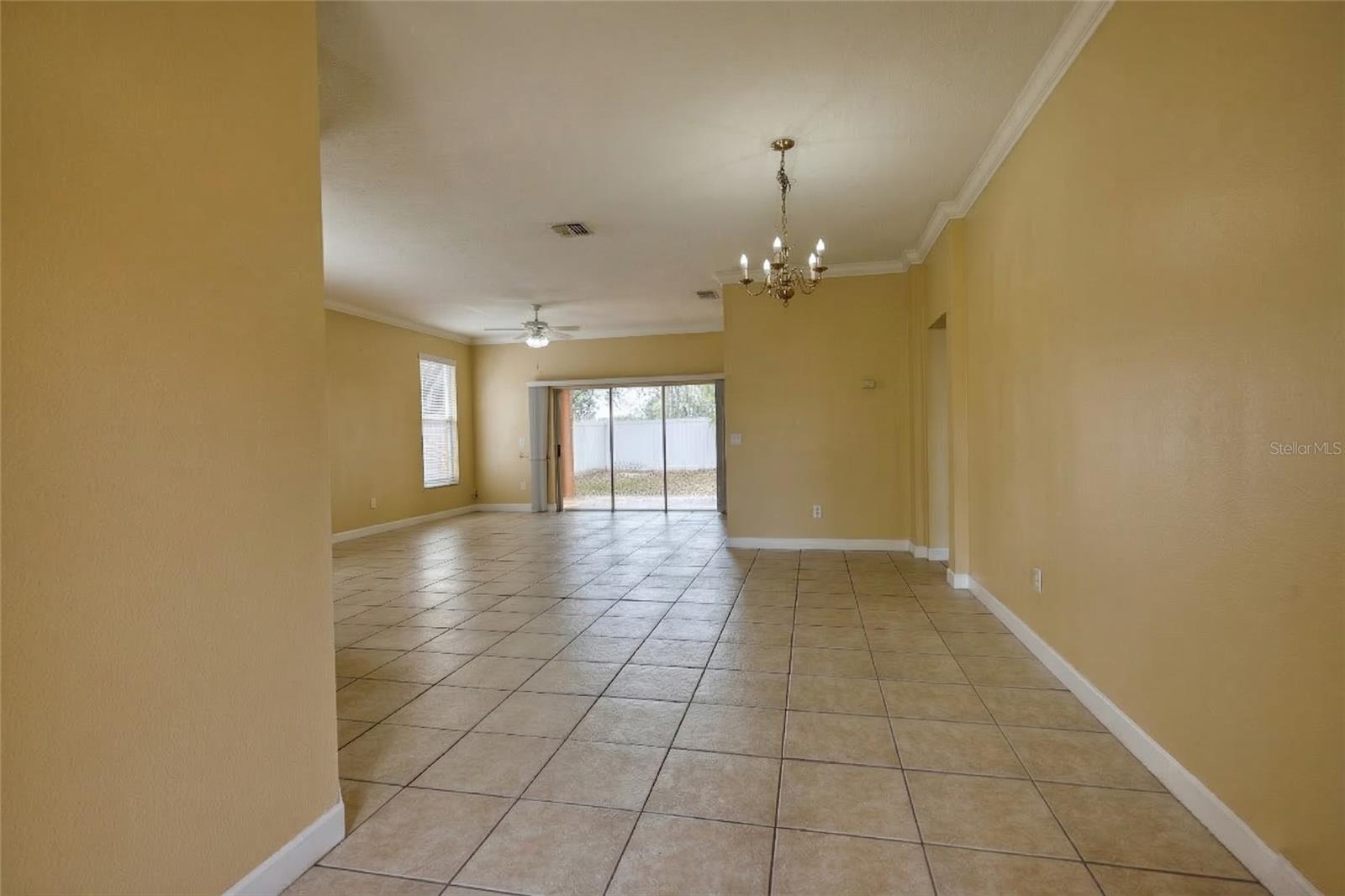 FAIRWAYS LAKE ESTS PH 1 - Residential