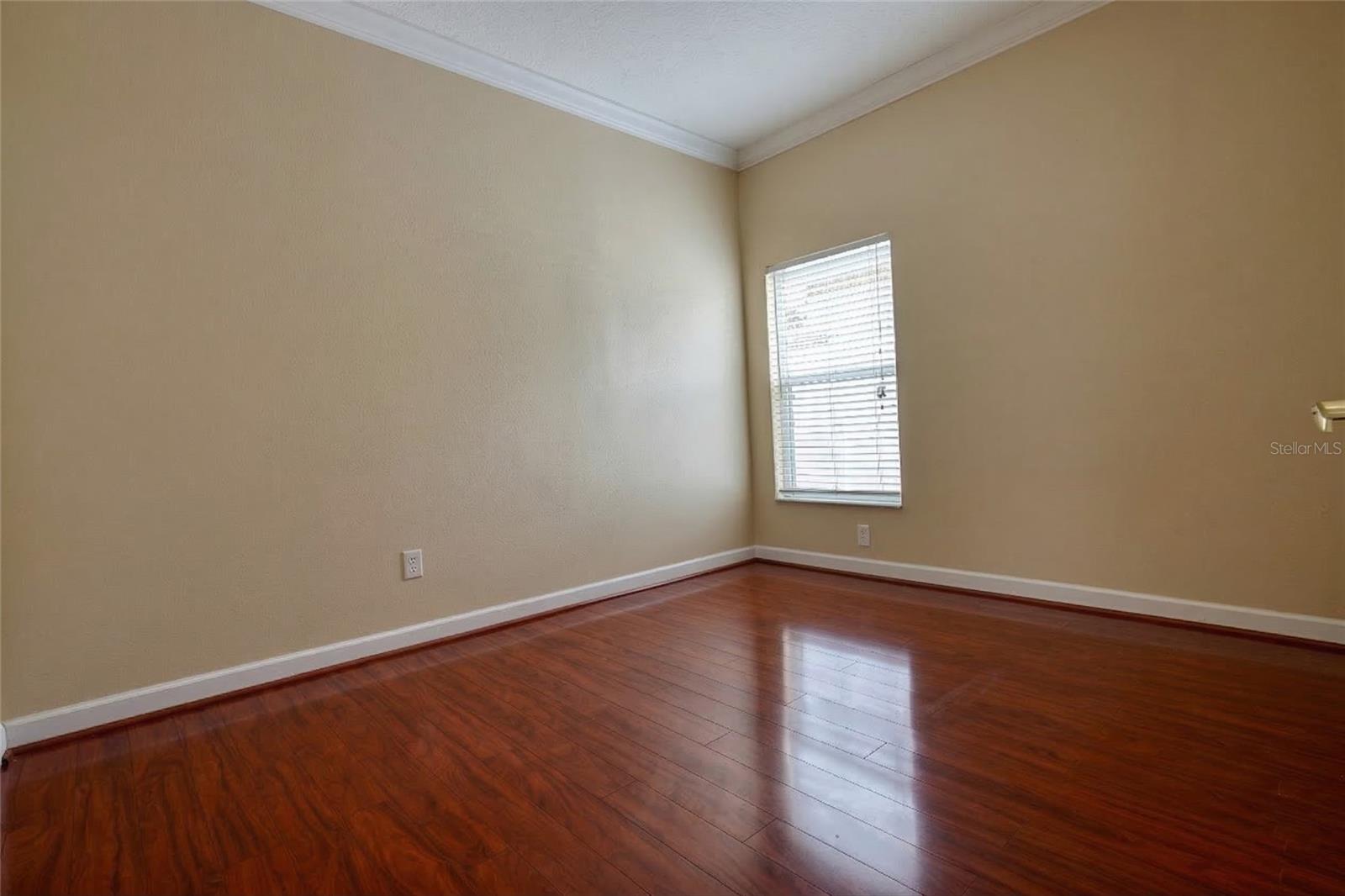 FAIRWAYS LAKE ESTS PH 1 - Residential