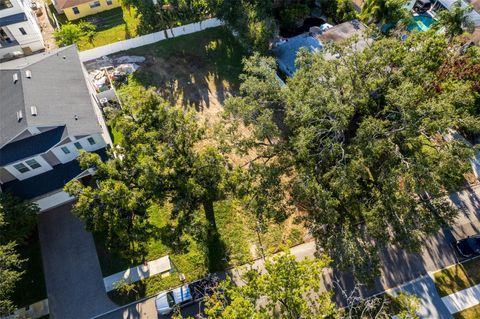 Photo of 516 Severn Avenue, Tampa, FL 33606 (MLS # TB8434167)