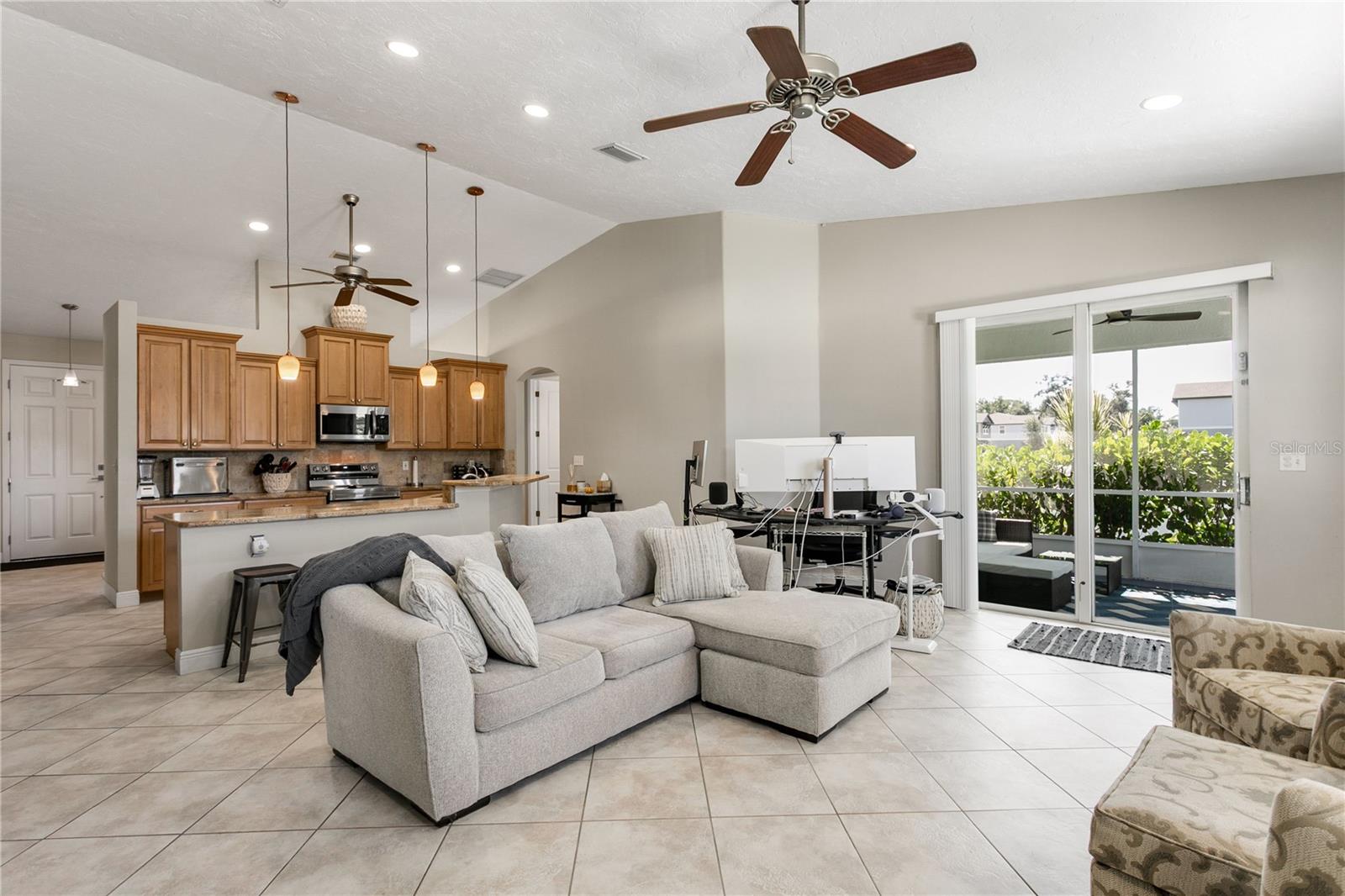 CITRUS HIGHLANDS - Residential