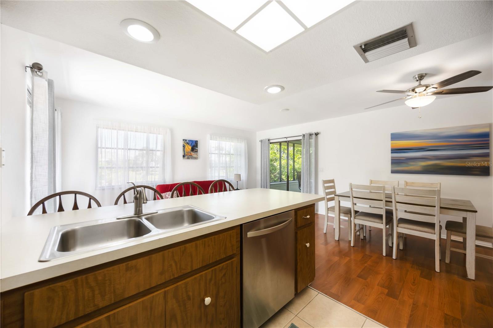 LANDINGS ON LEMON BAY - Residential