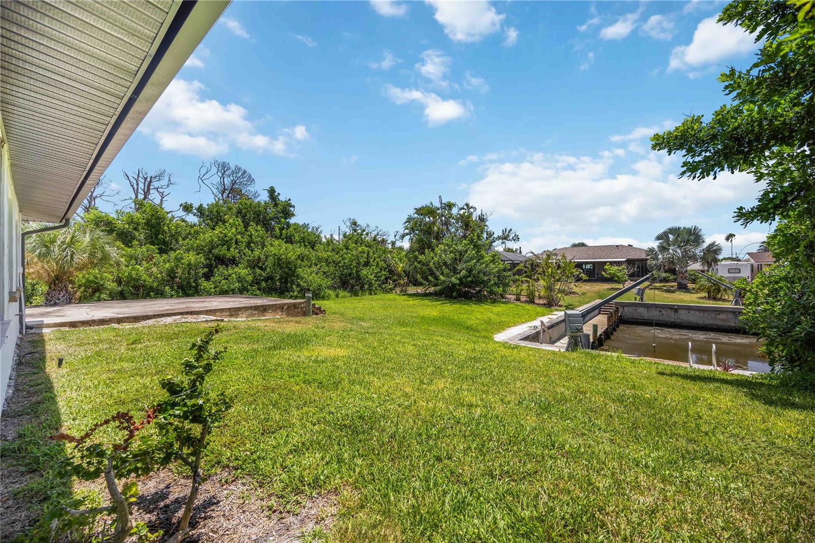 LANDINGS ON LEMON BAY - Residential