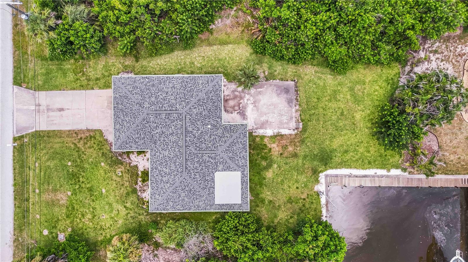 LANDINGS ON LEMON BAY - Residential