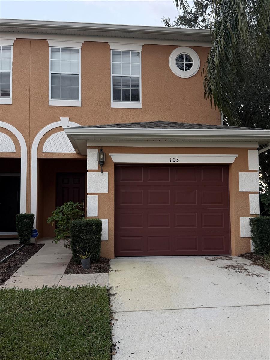 TOWNS LEGACY PARK - Residential Lease