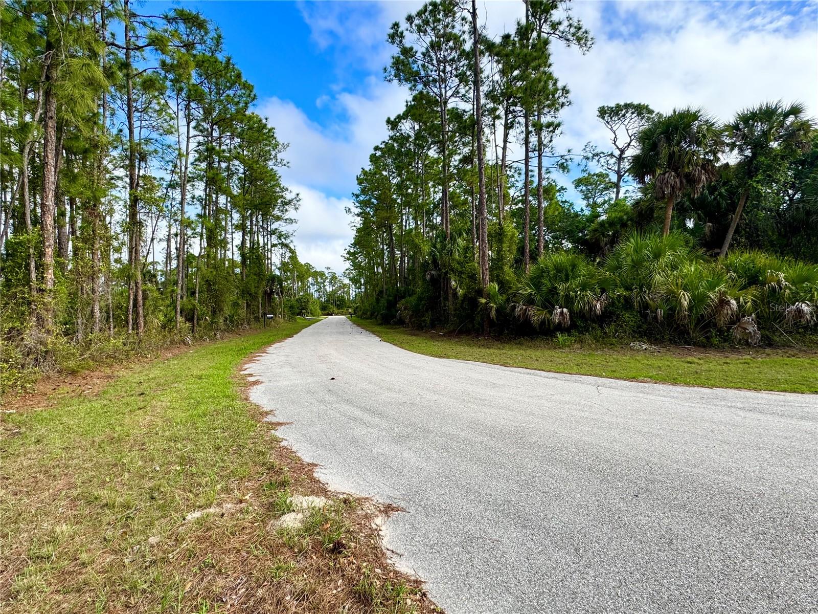 PORT CHARLOTTE SUB 17 - Land