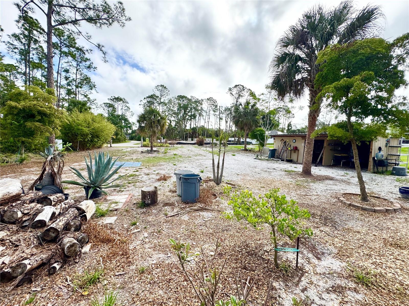 PORT CHARLOTTE SUB 17 - Land