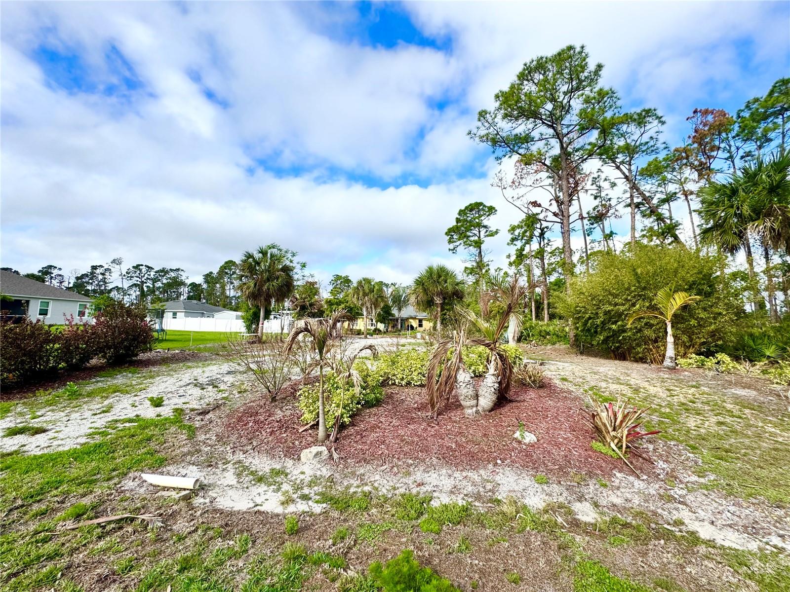 PORT CHARLOTTE SUB 17 - Land