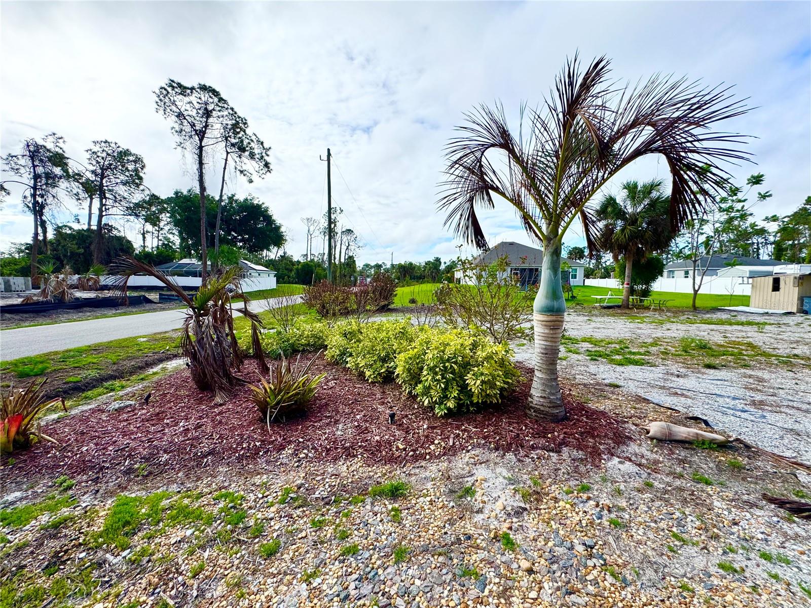 PORT CHARLOTTE SUB 17 - Land