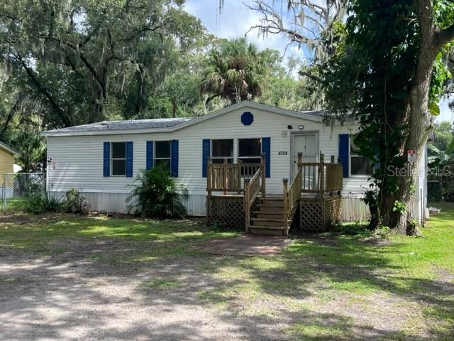 View MULBERRY, FL 33860 mobile home