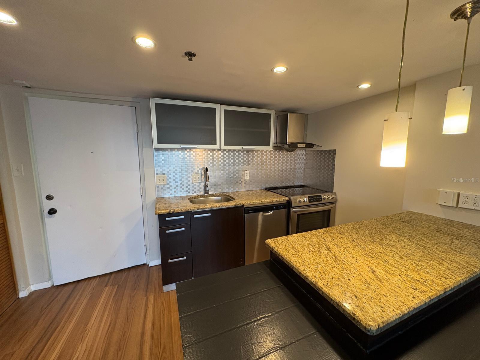 701 S MADISON AVENUE 309