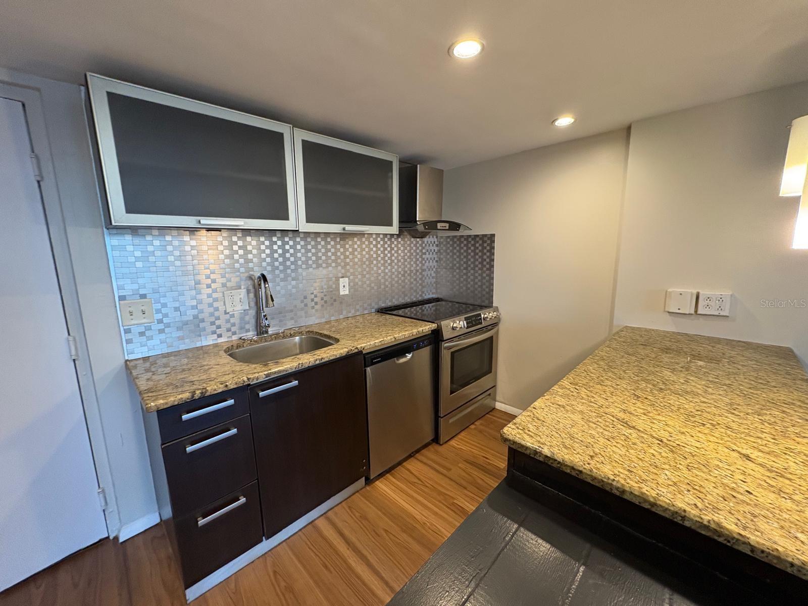 701 S MADISON AVENUE 309