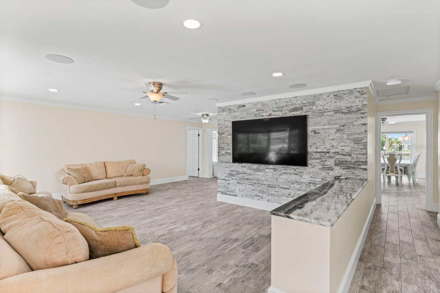 ISLE OF PALMS 2ND ADD - Residential Lease