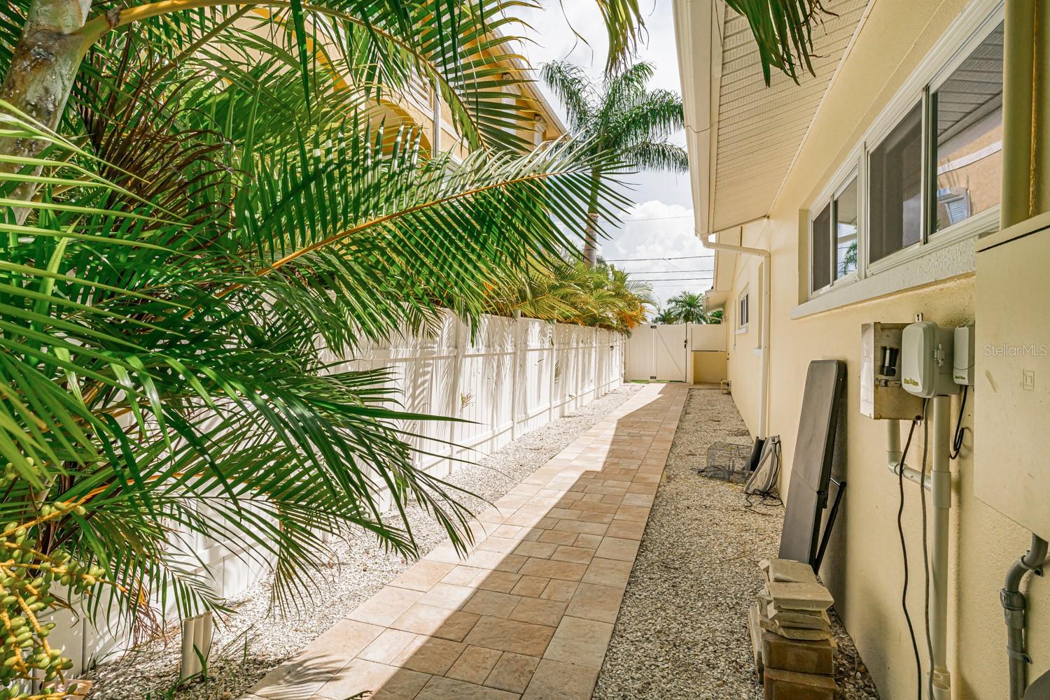 ISLE OF PALMS 2ND ADD - Residential Lease