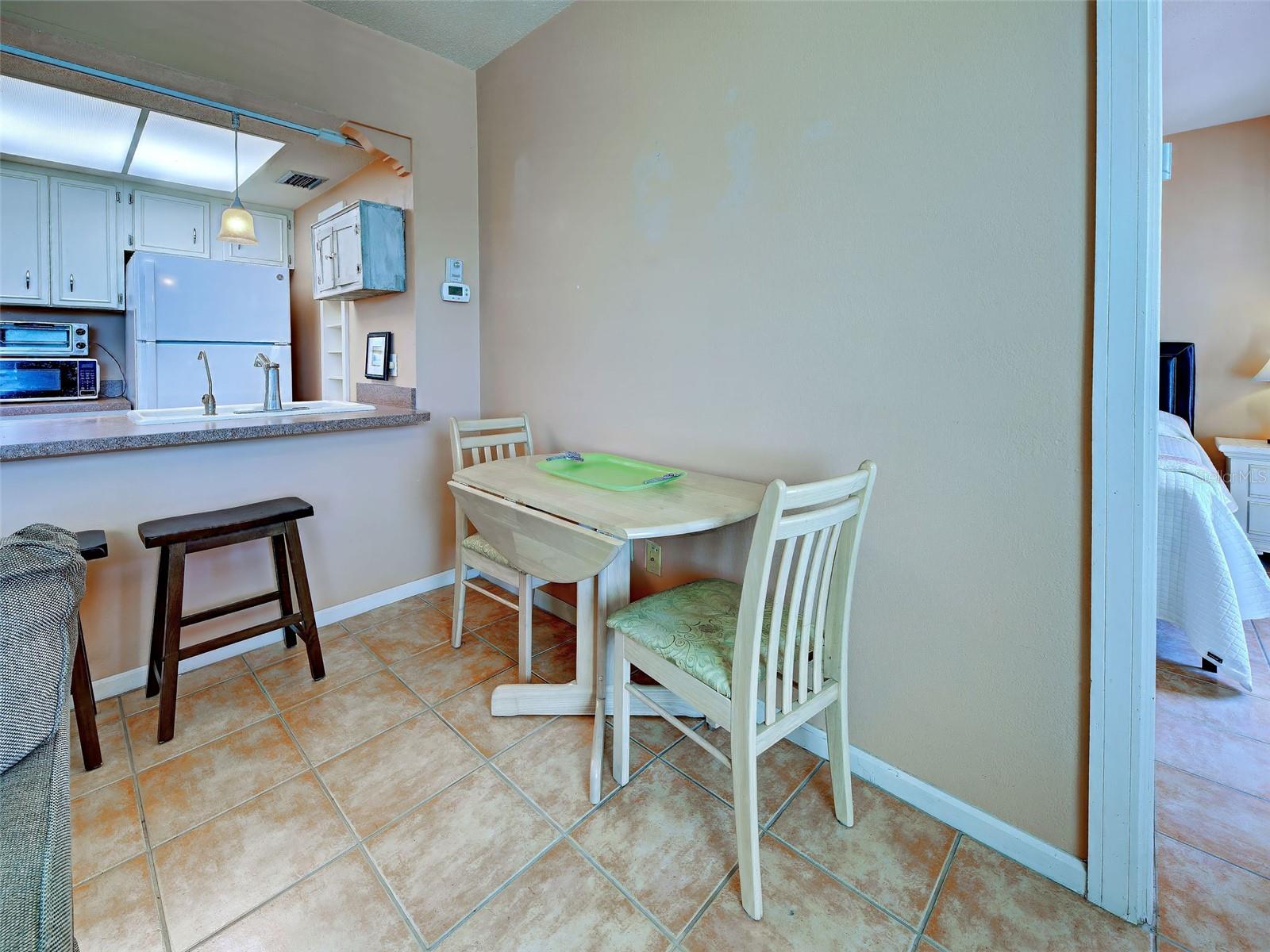 238 TAMPA AVENUE W 15C/314