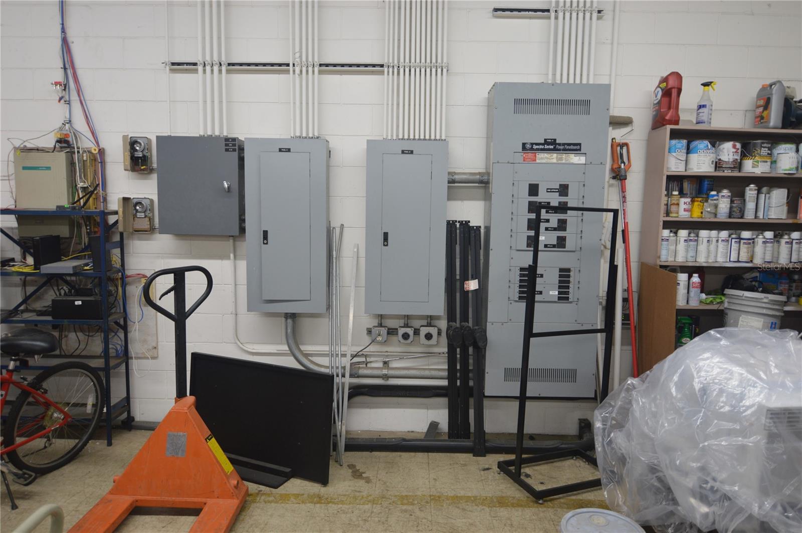 CITY ZEPHYRHILLS - Commercial Sale