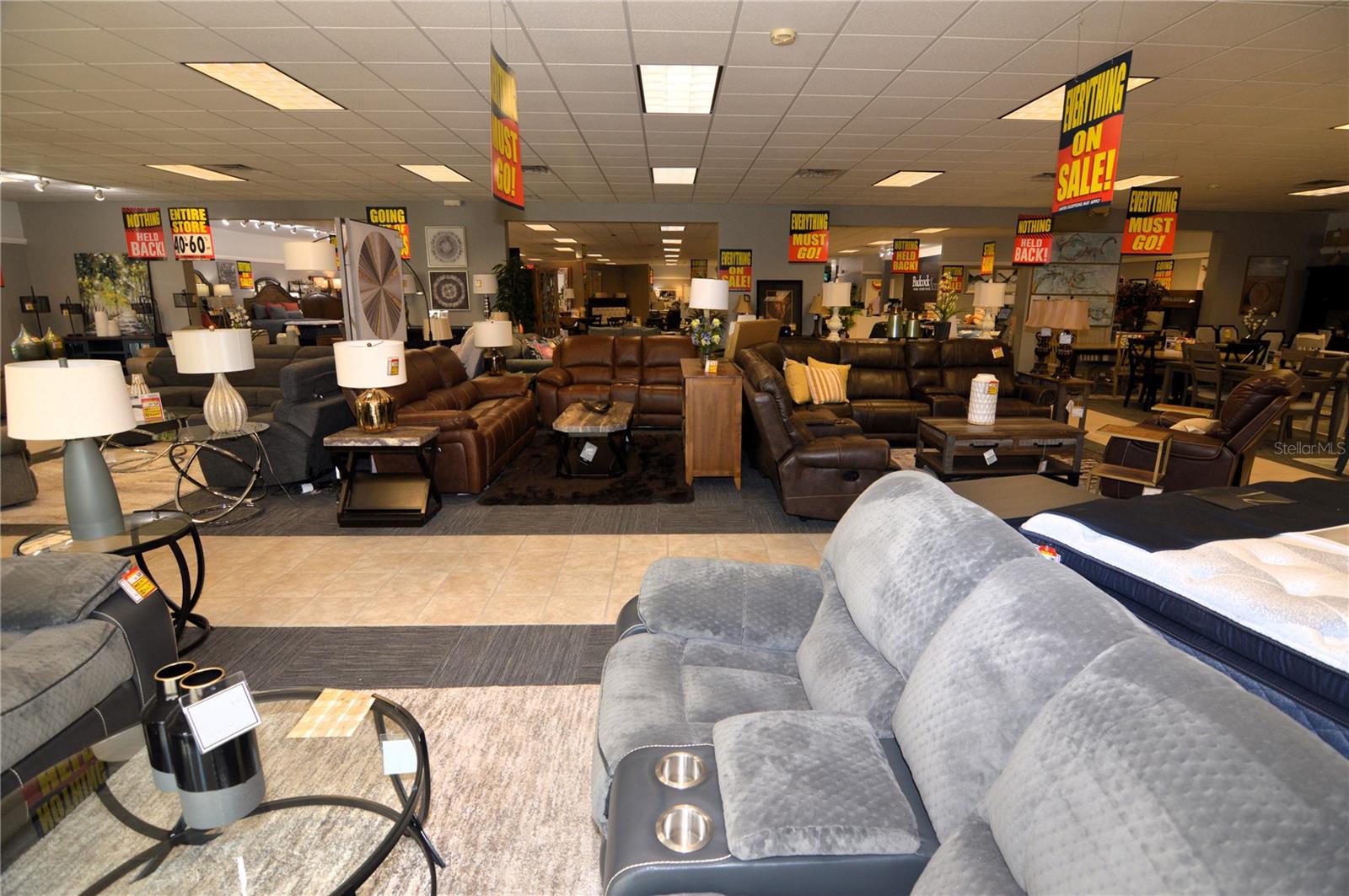 CITY ZEPHYRHILLS - Commercial Sale