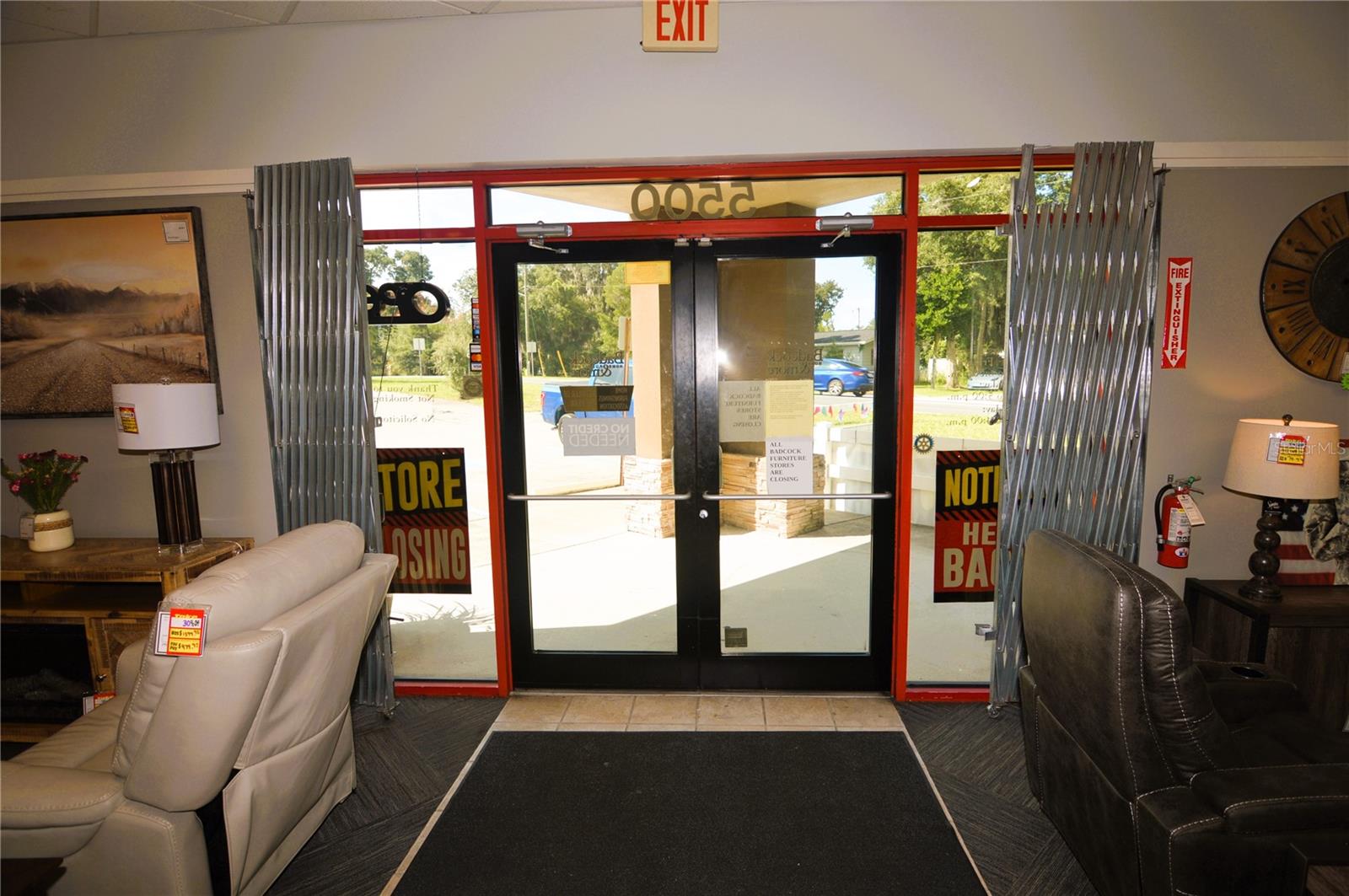 CITY ZEPHYRHILLS - Commercial Sale