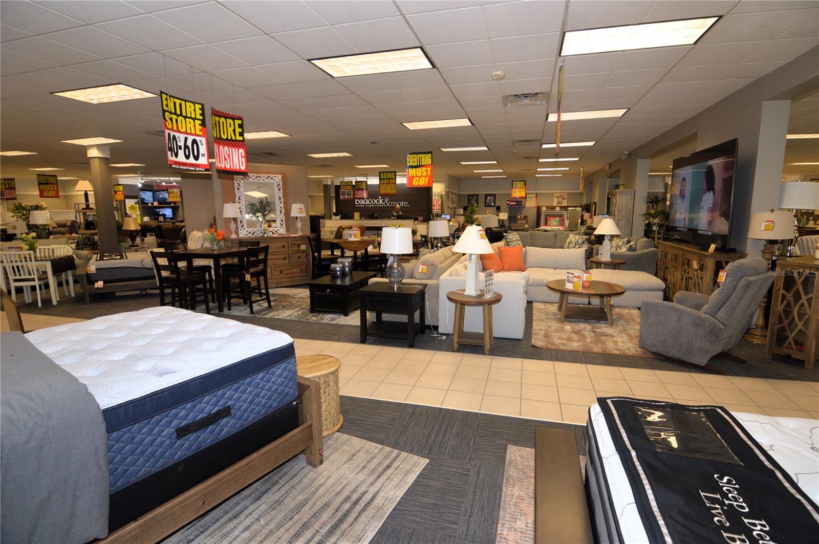 CITY ZEPHYRHILLS - Commercial Sale