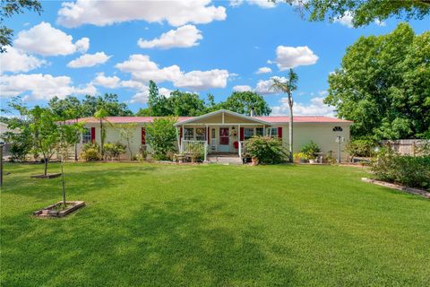 Photo of 4716 Summerall Road, Plant City, FL 33567 (MLS # TB8387299)