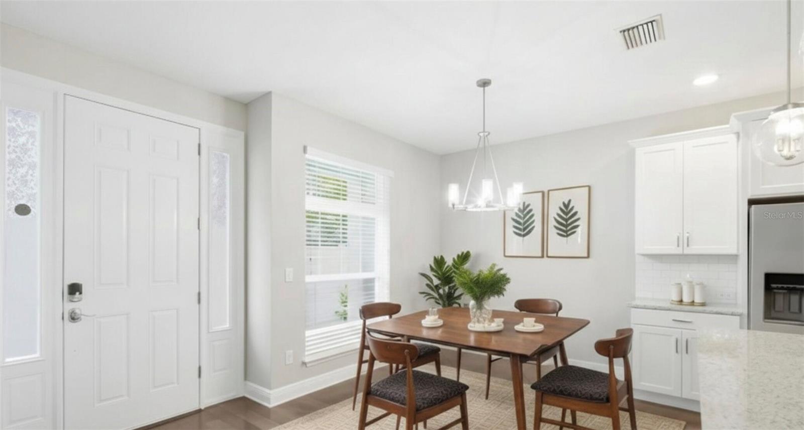 115 N ARRAWANA AVENUE 8